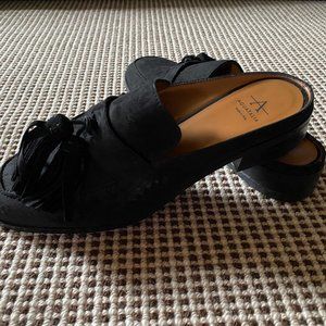 Aquatalia mules black suede, size 7